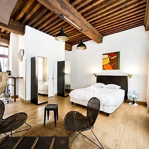 Appartement Authentique Au Coeur Du Vieux Ail