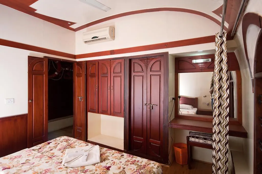 Aqua Castle Houseboat - By Aqua Jumbo Houseboats Hotel Alappuzha India